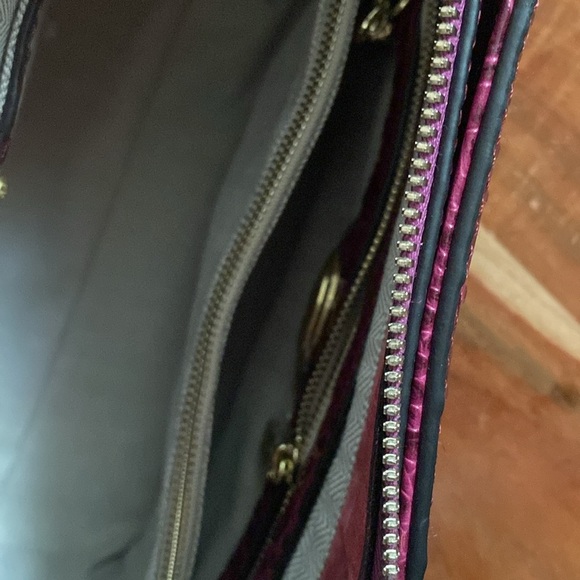 Crocodile crossbody, genuine, laser, purse, 👜 - Picture 8 of 10